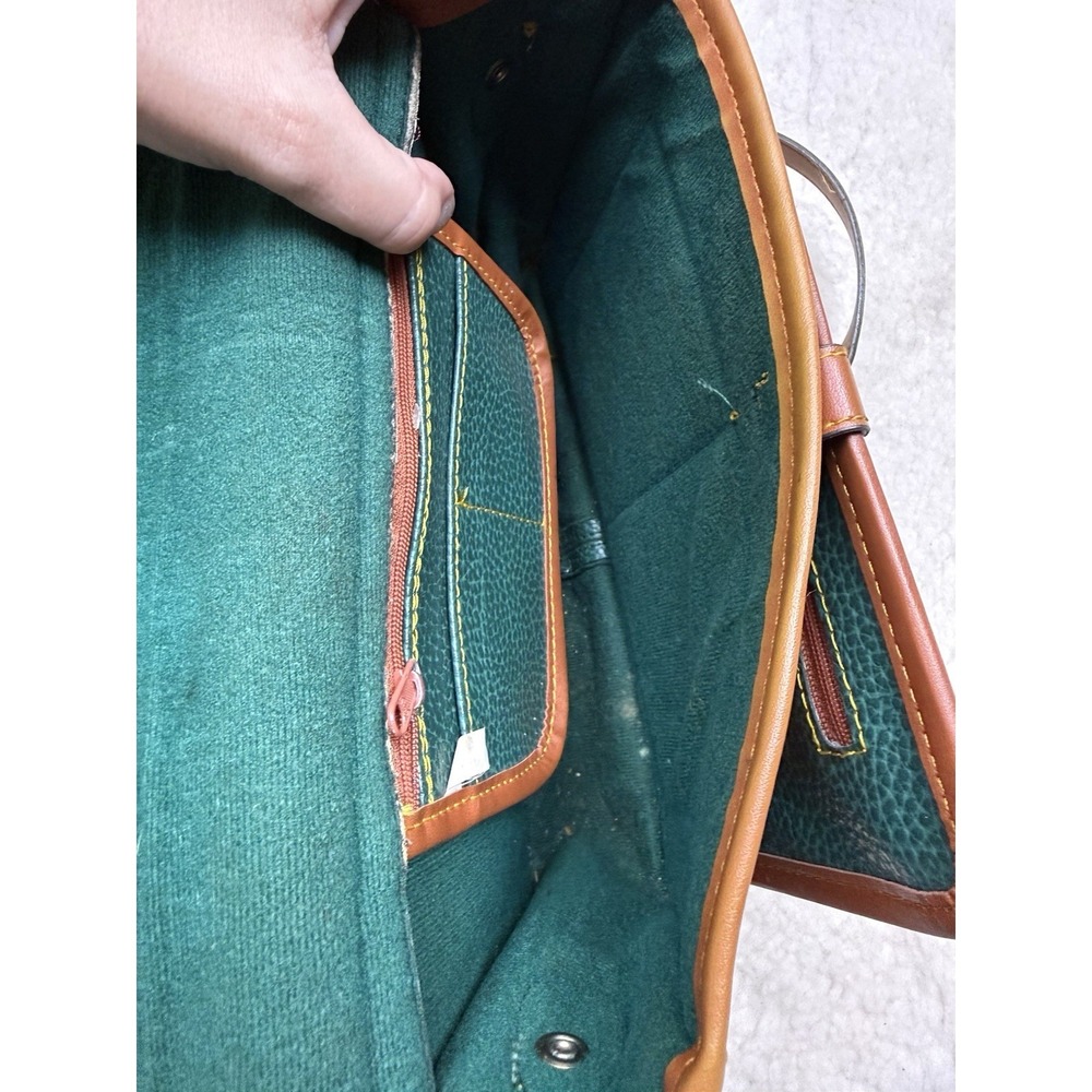 Vintage Dooney and Bourke Green AWL Leather Flap Crossbody Equestrian Heritage - Picture 4 of 9